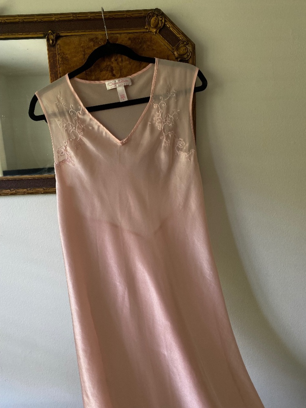 Vintage Oscar de la Renta PInk Satin Embroidered Maxi Slip Nightgown Boho Small